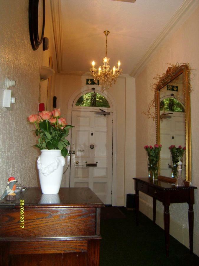 St Martins Guest House Dover Esterno foto